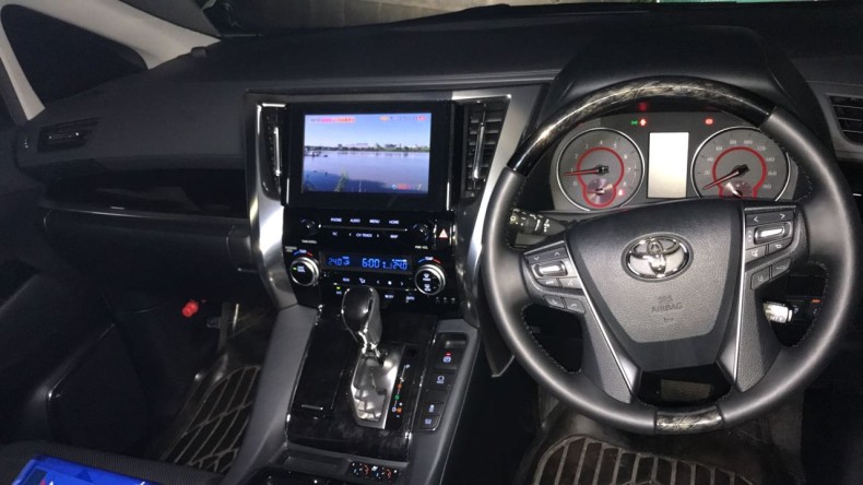 内装インパネ全体