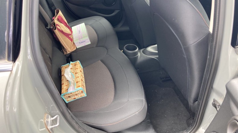 内装後方シート