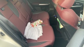 内装後方シート