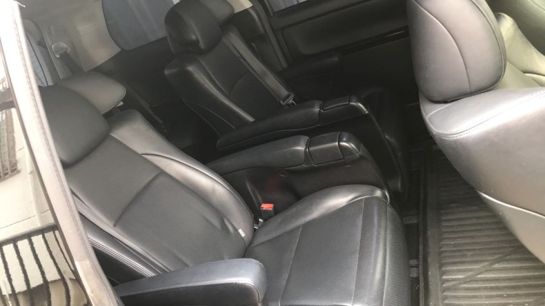 内装後方シート