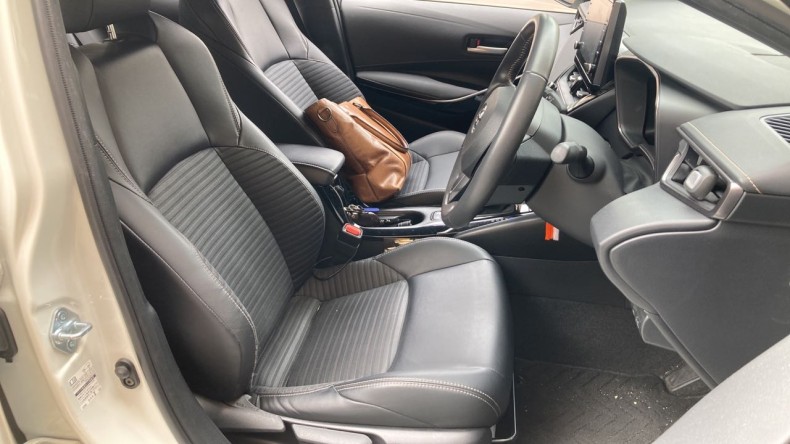 内装前方シート