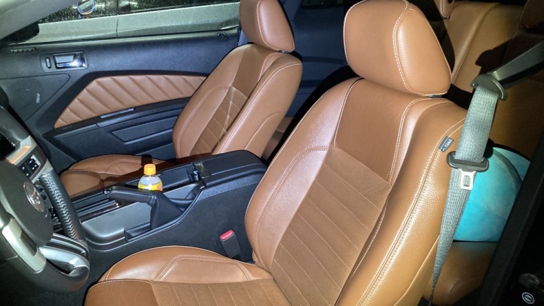 内装前方シート