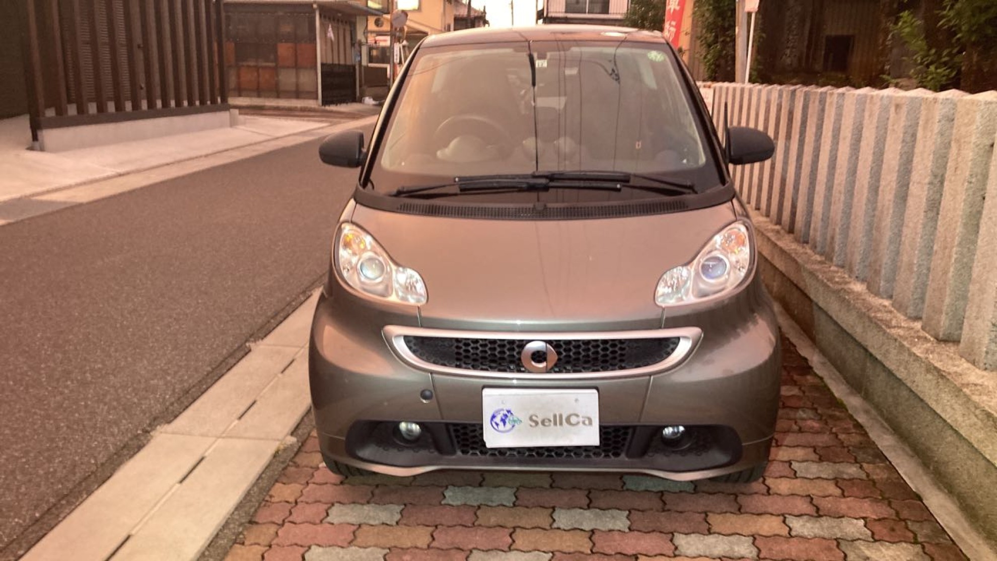 外装前方