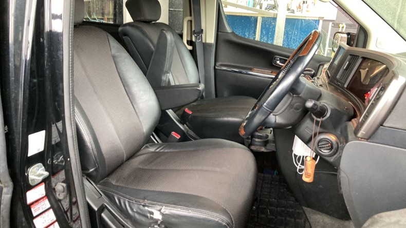 内装前方シート