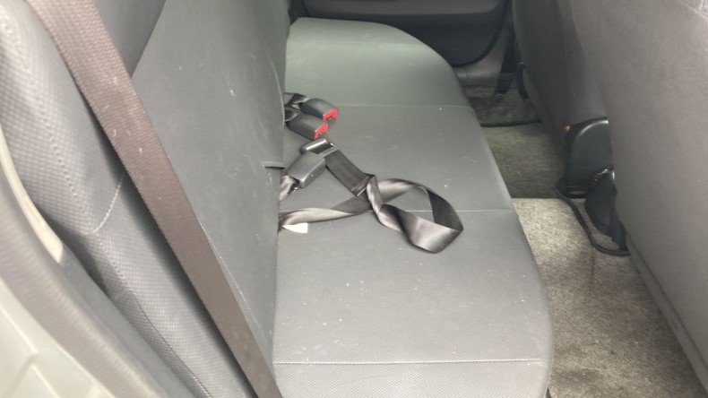 内装後方シート