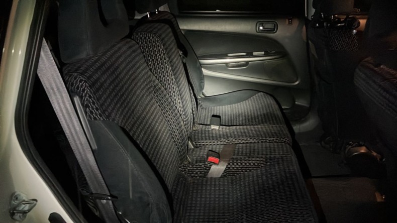 内装後方シート