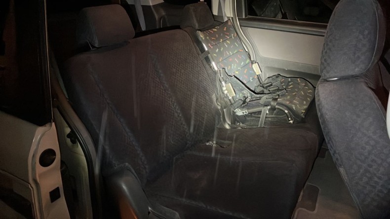 内装後方シート