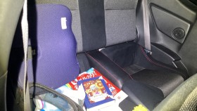 内装後方シート