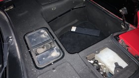 内装トランク