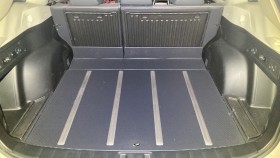 内装トランク