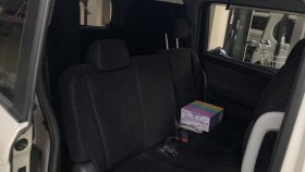 内装後方シート