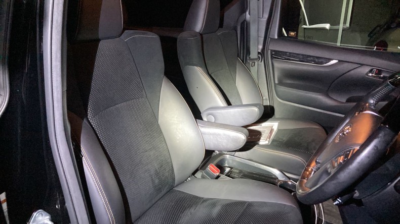 内装前方シート