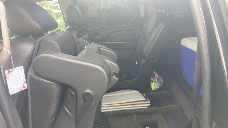 内装後方シート