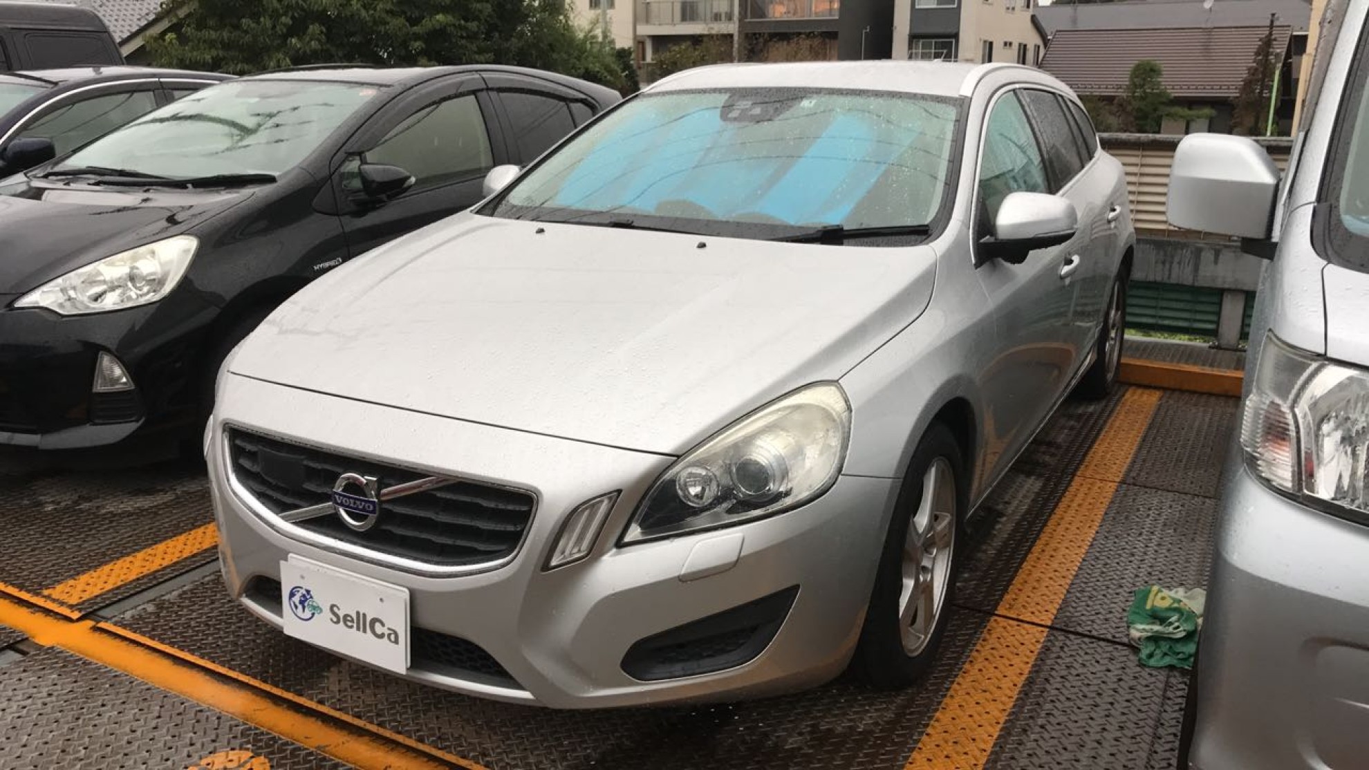 car_main_img
