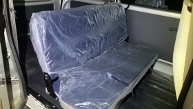 内装後方シート