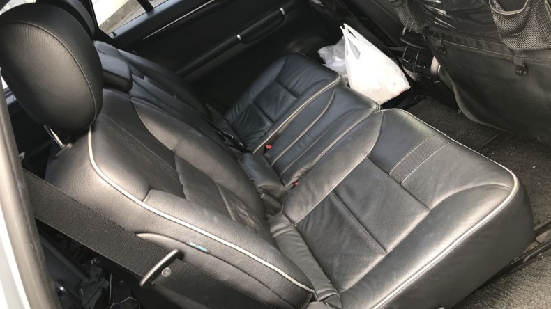 内装後方シート