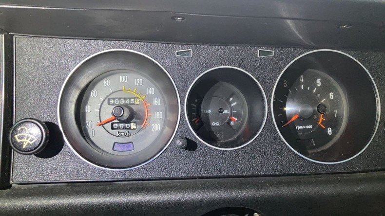 内装メーター