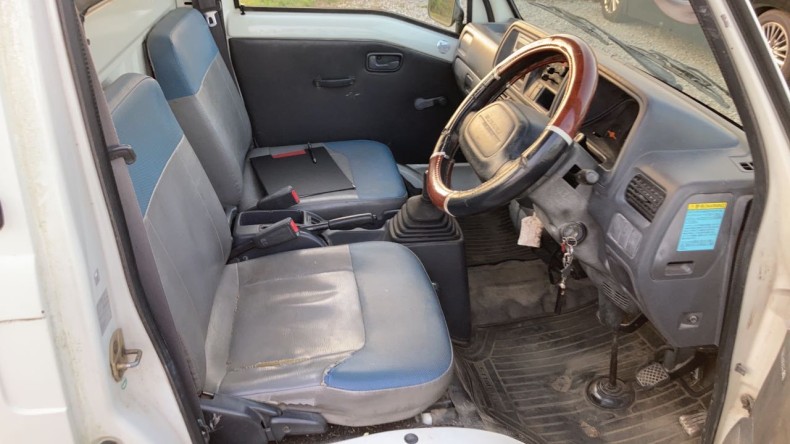 内装前方シート