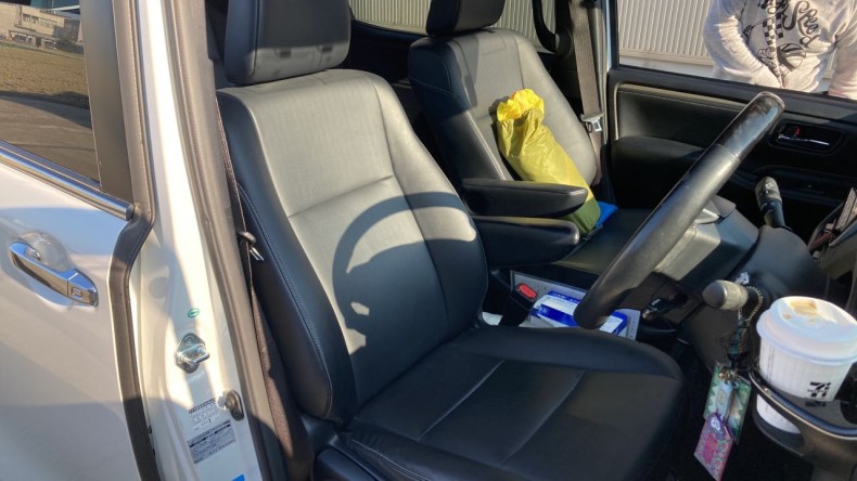 内装前方シート