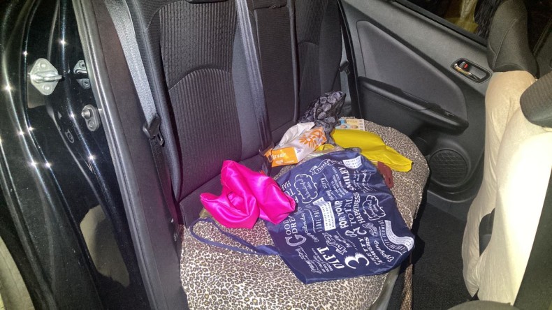 内装後方シート