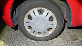 タイヤホイール前