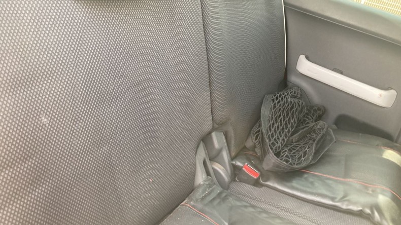 内装後方シート