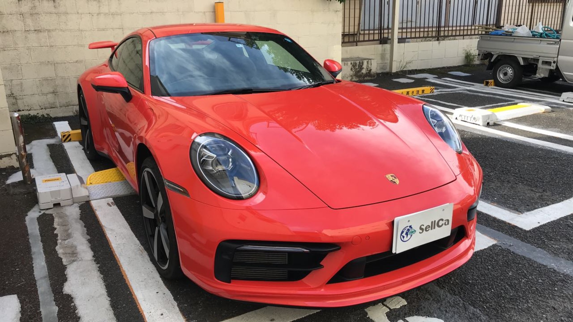 外装右前