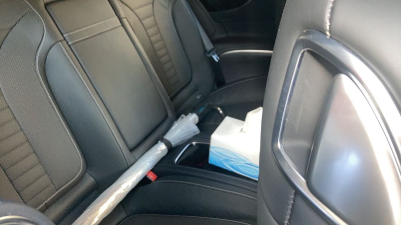 内装後方シート