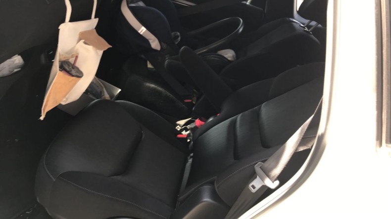 内装後方シート