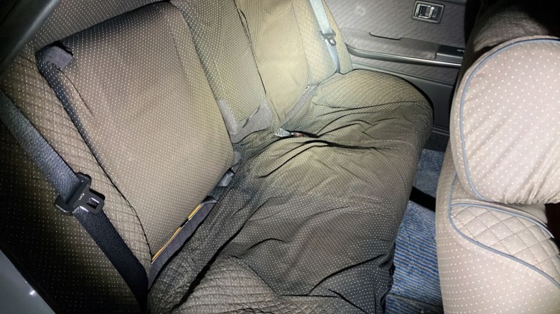 内装後方シート