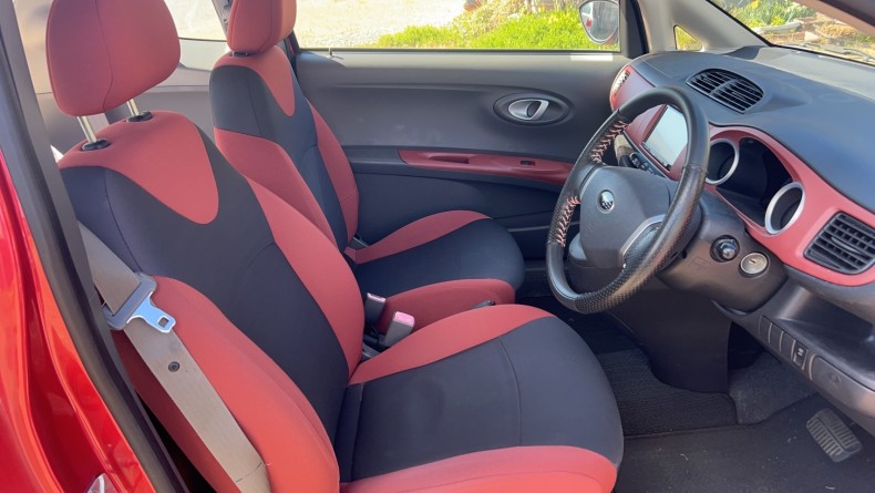 内装前方シート