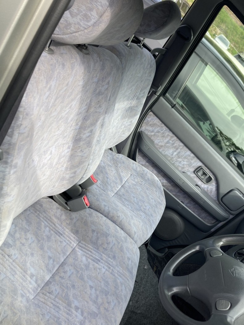 内装前方シート