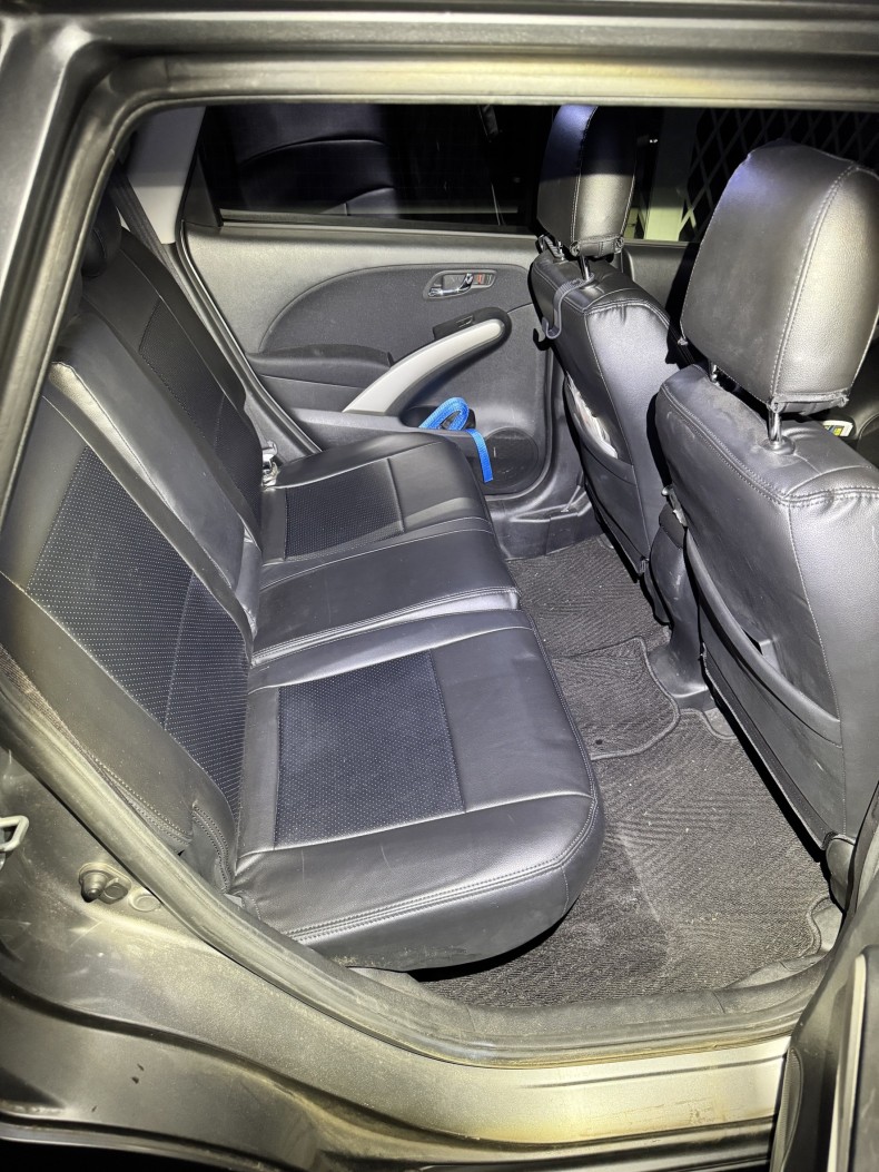 内装後方シート