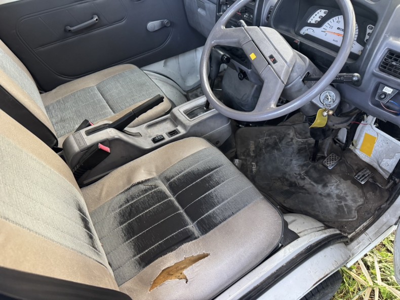 内装前方シート