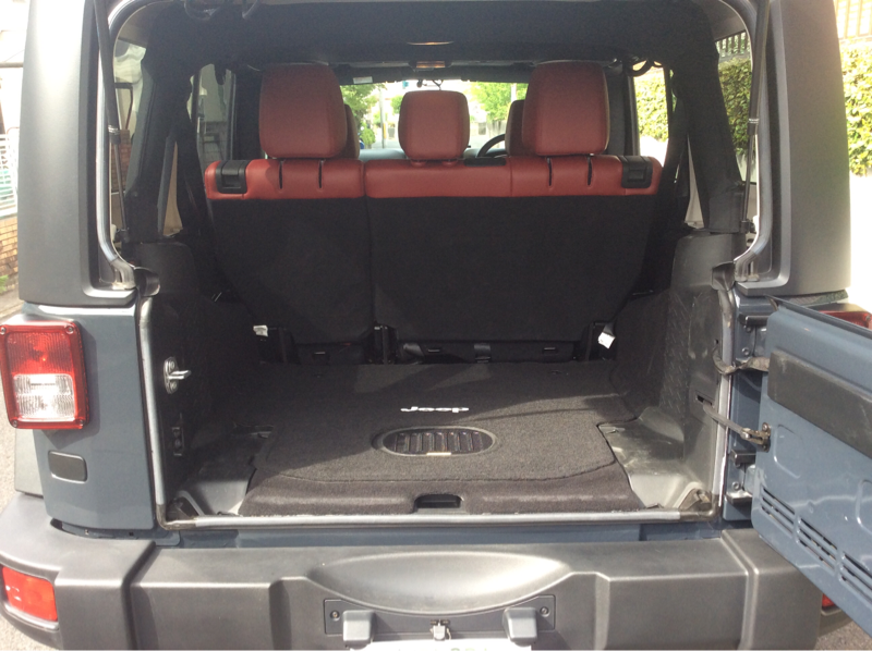 interior_trunk