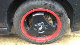 タイヤホイール前