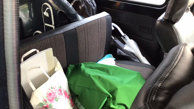 内装後方シート