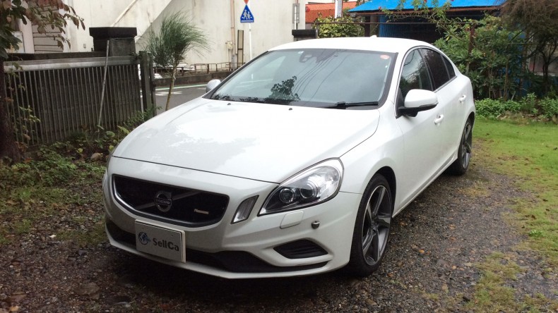 car_main_img