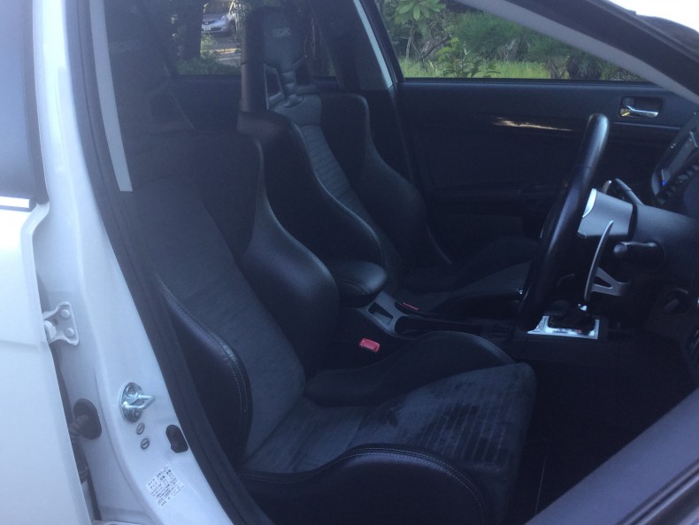 内装前方シート