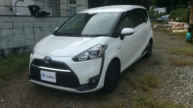 car_main_img
