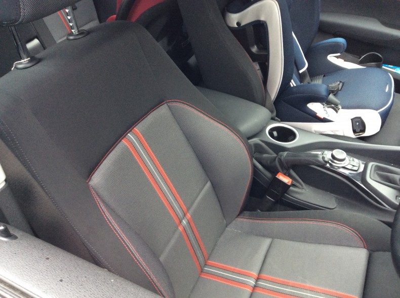 内装前方シート