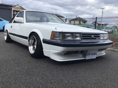 car_main_img