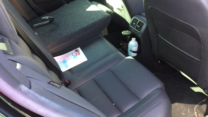 内装後方シート