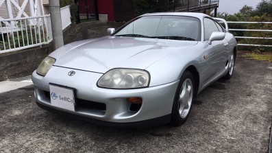 car_main_img