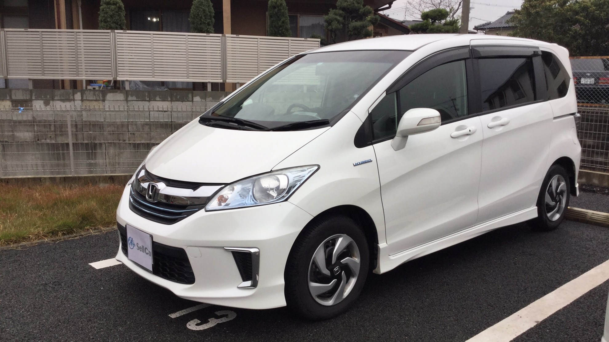 ホンダ フリードハイブリッドの売買実績画像