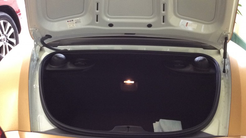 内装トランク