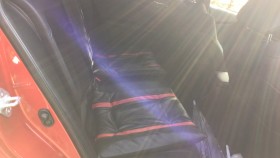 内装後方シート