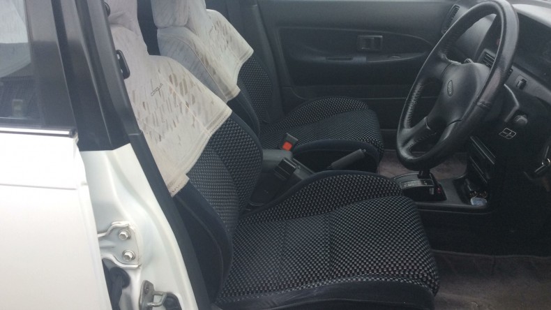 内装前方シート