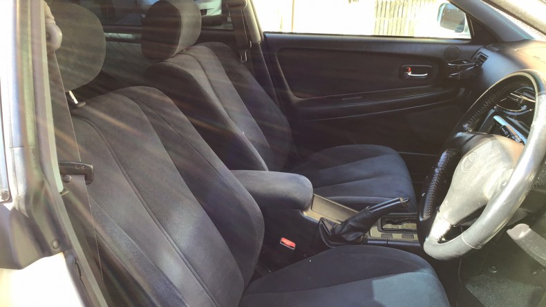 内装前方シート