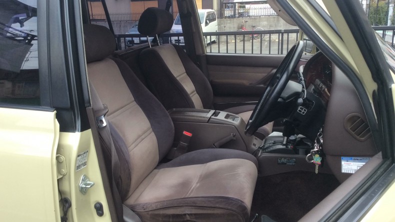 内装前方シート